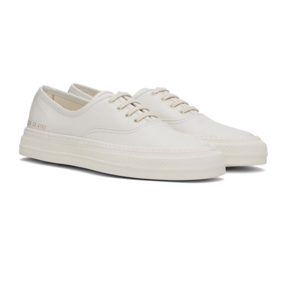 Common Projects Four Hole Lace-Up 'Off White'
$485 Sz 41 men 8 women 11 gently 👟